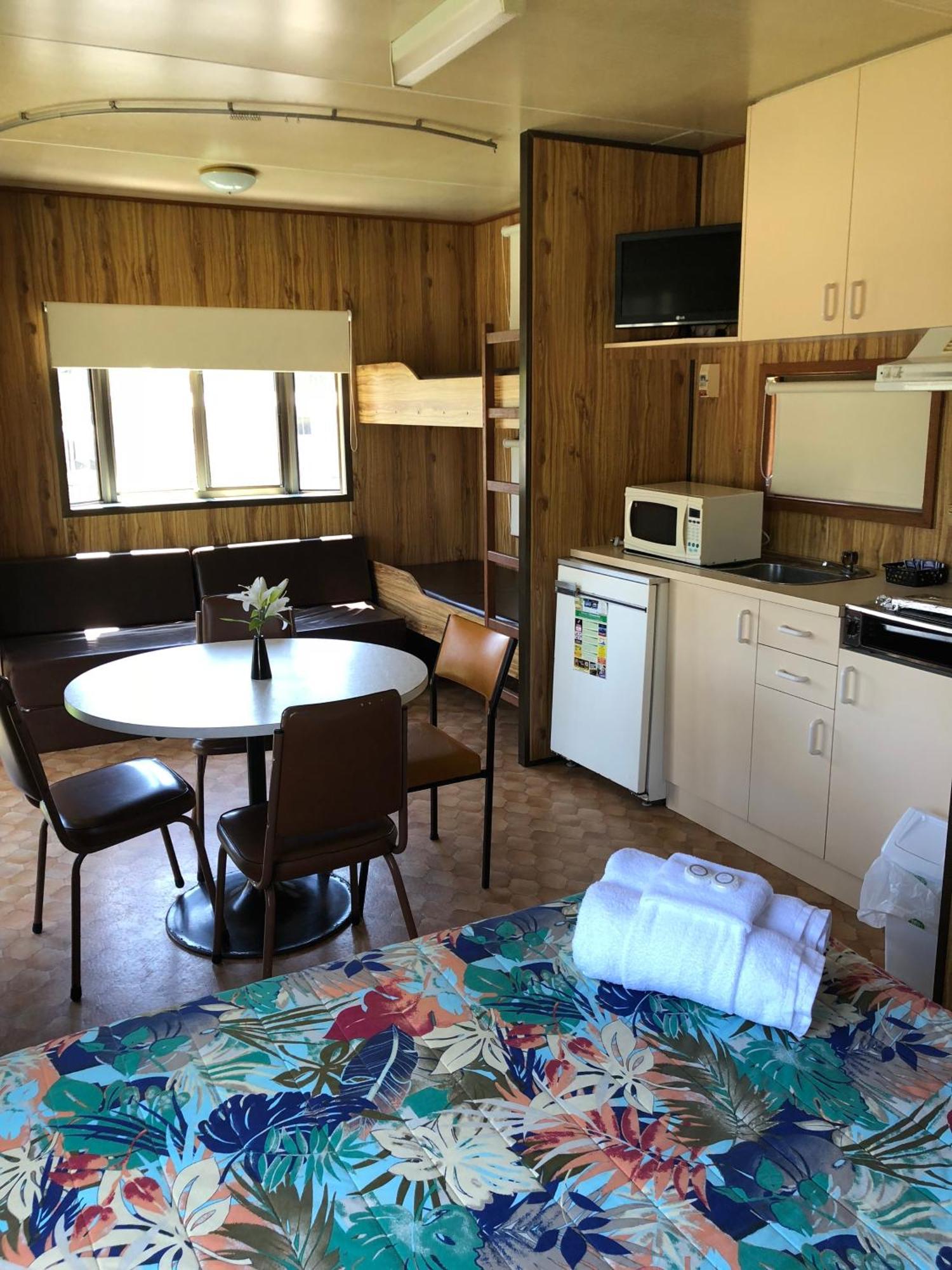 Pleasurelea Tourist Resort & Caravan Park Batemans Bay Buitenkant foto