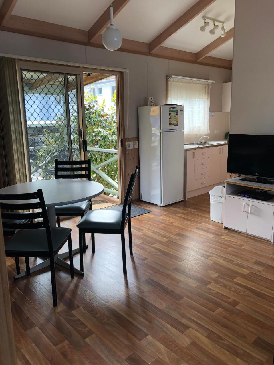 Pleasurelea Tourist Resort & Caravan Park Batemans Bay Buitenkant foto