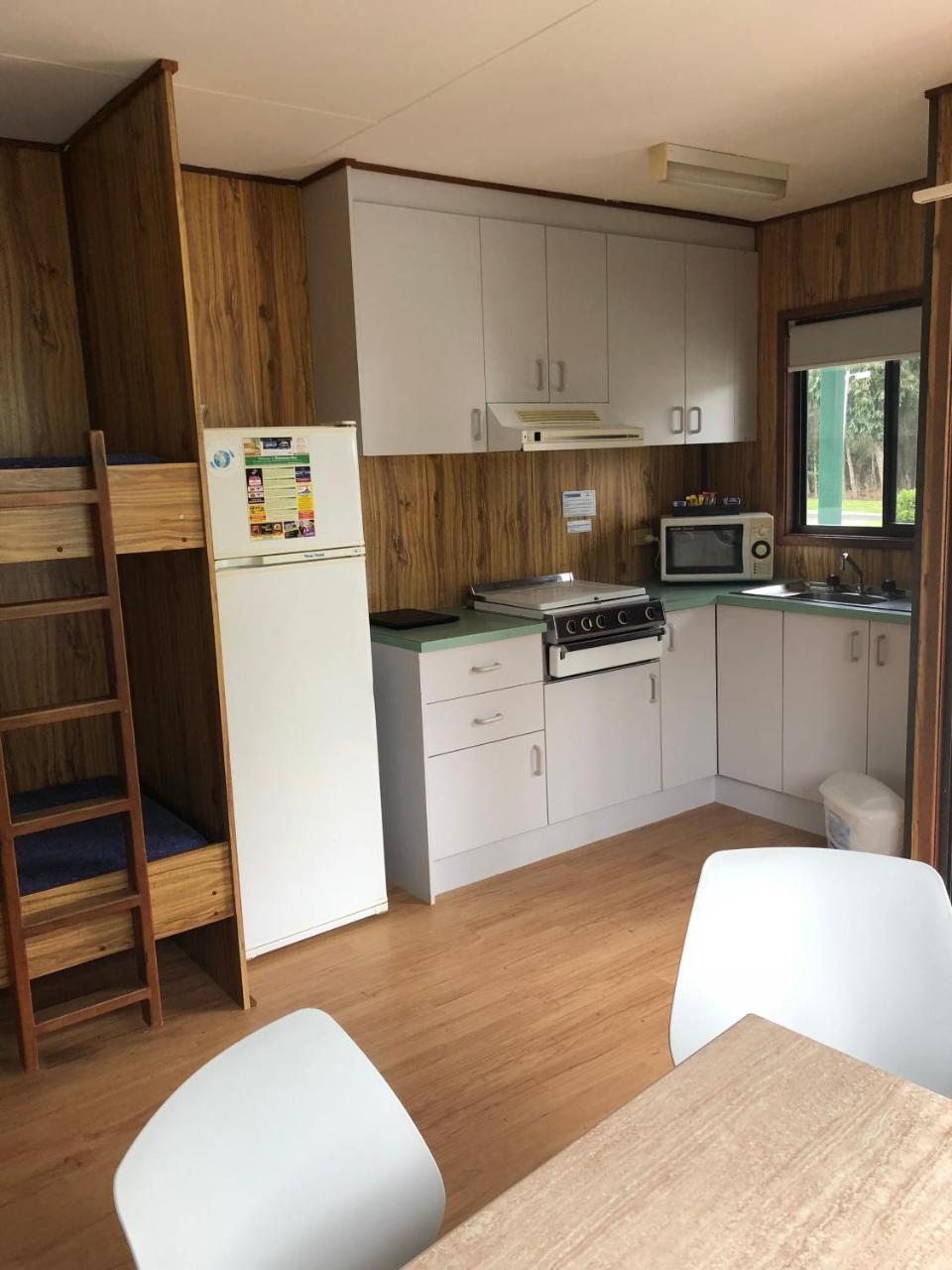 Pleasurelea Tourist Resort & Caravan Park Batemans Bay Buitenkant foto